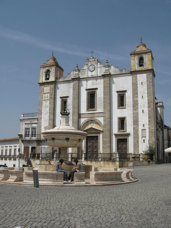 Ebora Home - Garage Free - Centro Historico Évora Kültér fotó